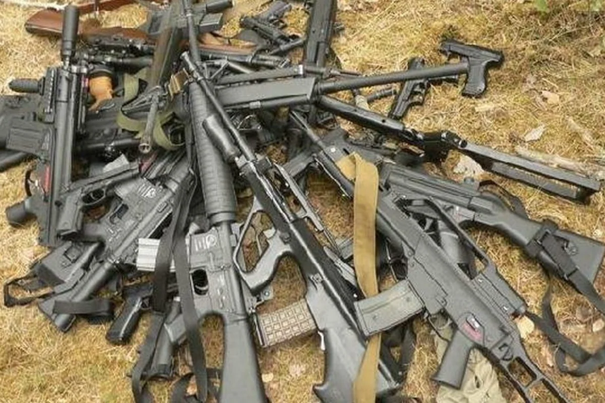 Avropada silah ticarəti ilə məşğul olan 245 nəfər saxlanılıb