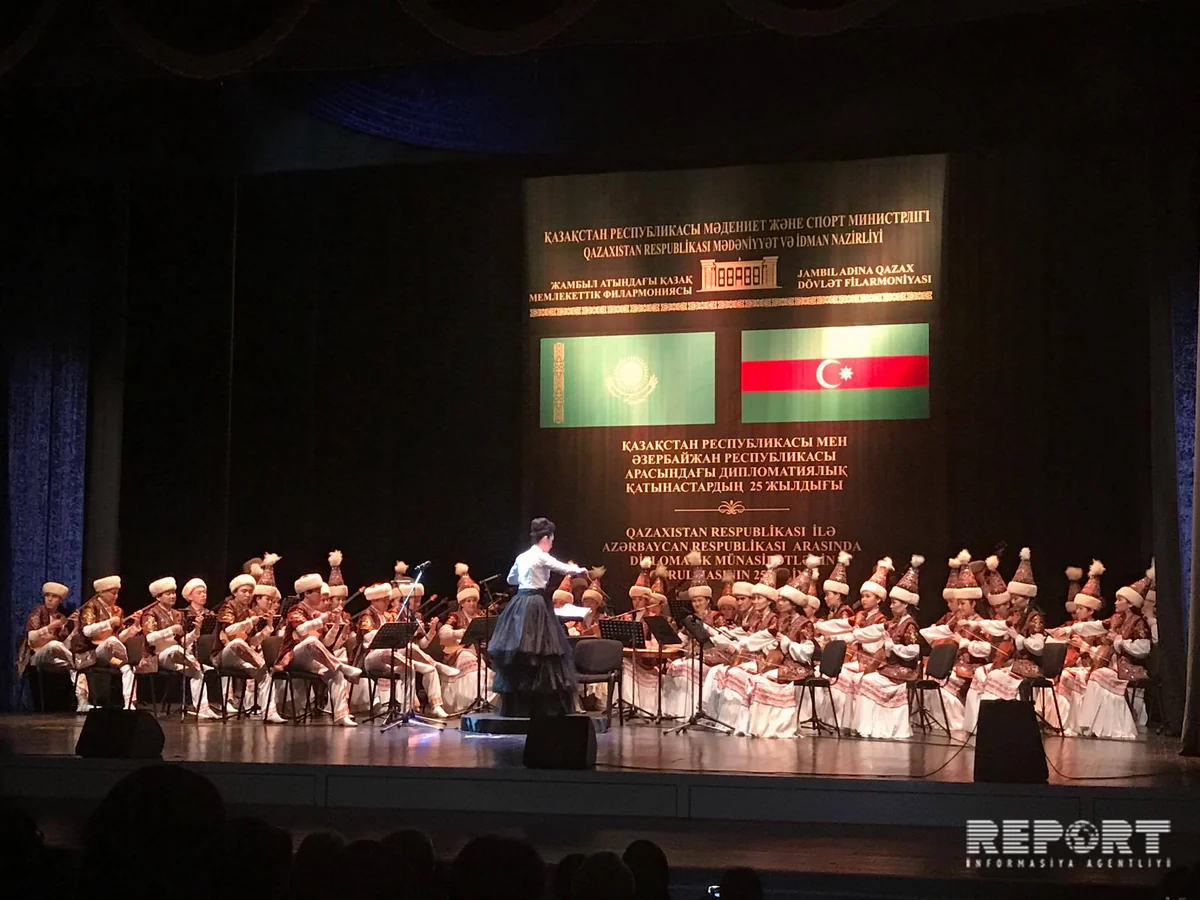 Bakıda Qazaxıstan Akademik Folklor-Etnoqrafik Orkestrinin konserti keçirilib