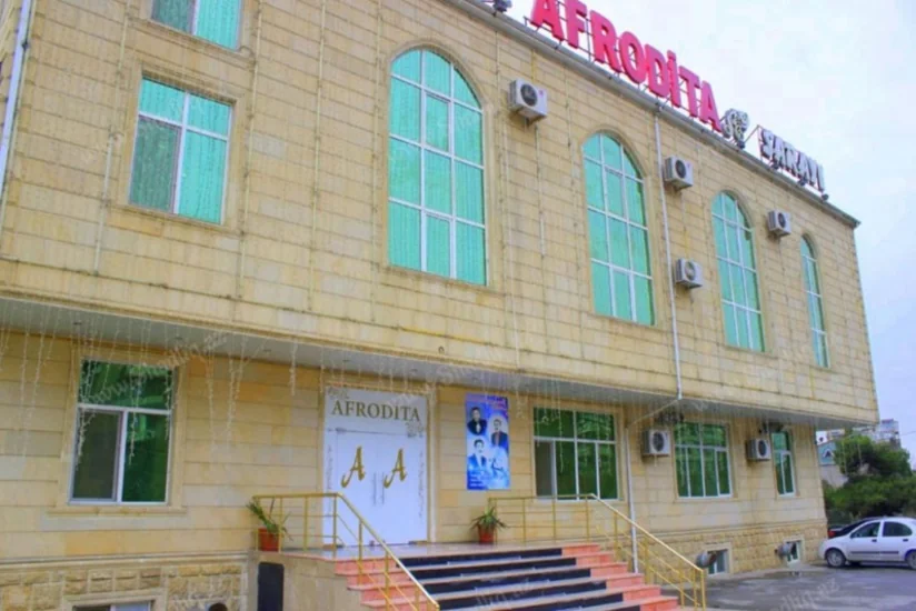 Bakıda şadlıq sarayının rəhbəri cərimələnib