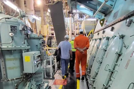 ASCO-nun sədri “Aframax” tipli “Şuşa” gəmisinin komandir heyətinə tapşırıqlar verib