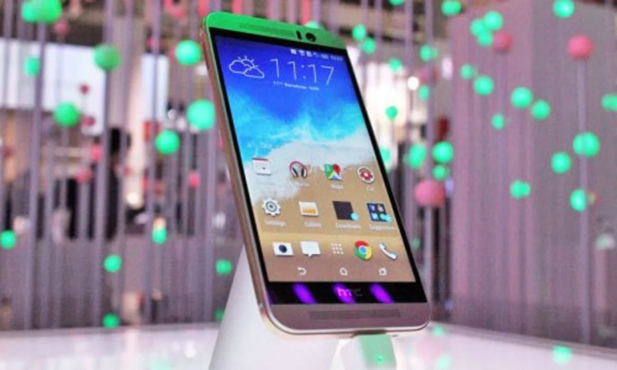 HTC yeni smartfonunu satışa çıxarır