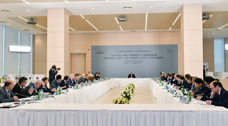 Bakıda beynəlxalq konfrans keçirilib, İlham Əliyev iştirakçıların suallarını cavablandırıb - YENİLƏNİB-5