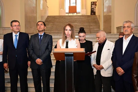 Muzey Mərkəzində gənc rəssamların “Sənin adın nədir?” adlı ilk tanıtım sərgisi açılıb