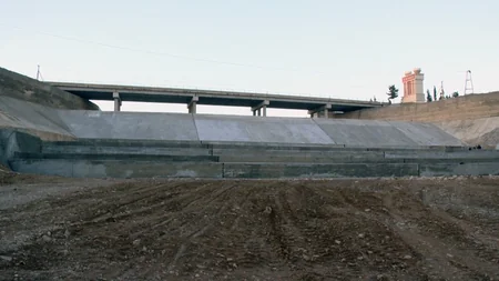 Zəyəmçay üzərində yerləşən qəzalı körpü bərpa edilib - VİDEO