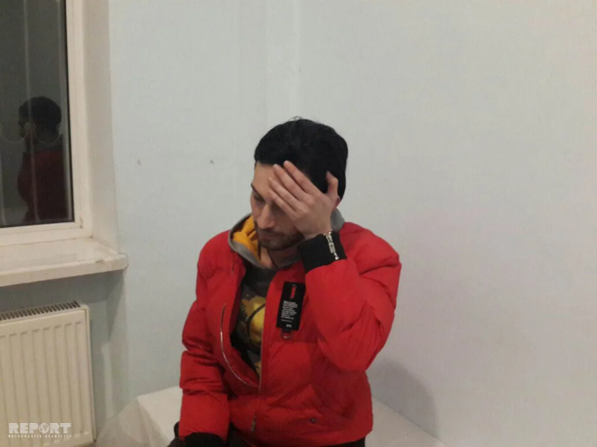 В Cумгаите в результате ДТП пострадали 3 человека, в том числе один певец - ФОТО