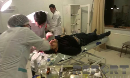Lənkəranda avtomobil su kanalına aşıb, 5 nəfər xəsarət alıb - FOTO