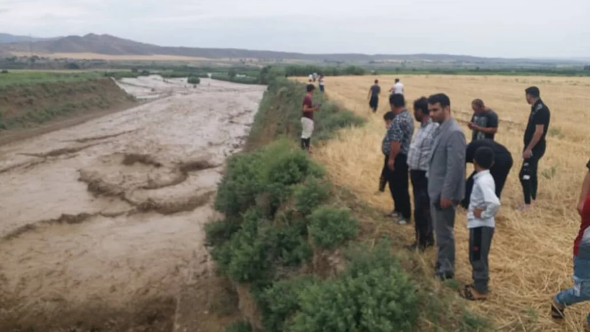 İranda daşqınlar nəticəsində ölənlərin sayı 21 nəfərə çatıb