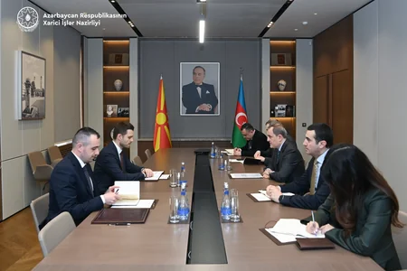 Ceyhun Bayramov şimali makedoniyalı həmkarını regiondakı vəziyyət barədə məlumatlandırıb - YENİLƏNİB