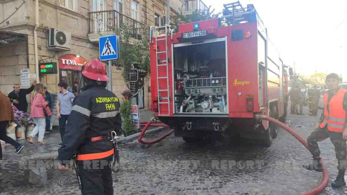 Bakıda yaşayış binasındakı yanğın söndürülüb
