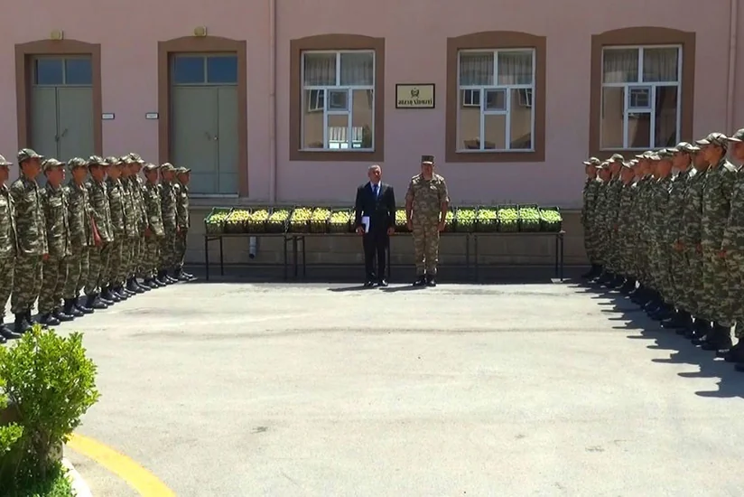 Naxçıvanın ictimaiyyət nümayəndələri hərbi hissələrdə olublar