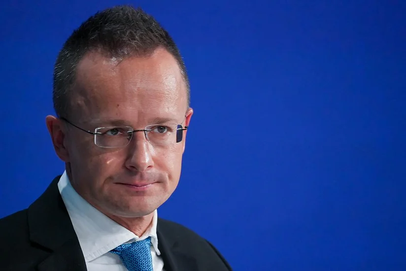 Сийярто обсудил с Уолтцем урегулирование конфликта в Украине