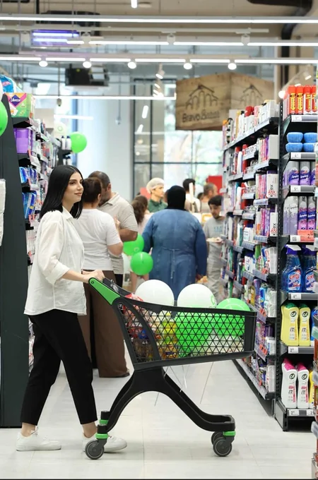 BRAVO Supermarketlər Şəbəkəsi İsmayıl Hidayətzadə küçəsində yeni mağazasını açdı!