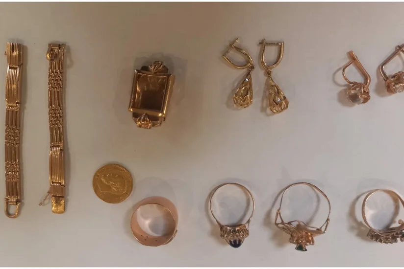 Bərdədə evdən pul və qızıl-zinət əşyaları oğurlanıb