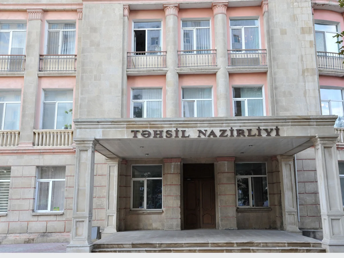 Təhsil Nazirliyinə müəllimlərin yerdəyişməsi ilə bağlı müraciətlər daxil olub