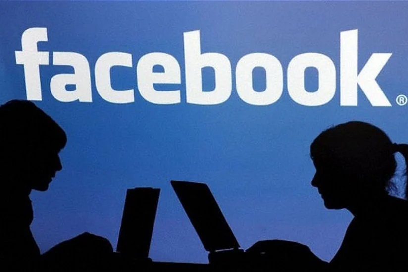 Ежедневная аудитория Facebook превысила миллиард человек