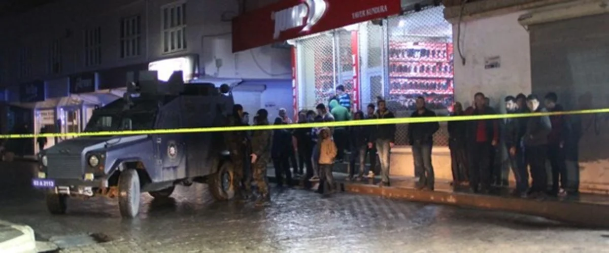 Türkiyənin şərqində PKK terrorçuları polisə hücum edib: 2 yaralı