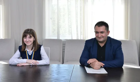 Təhsil naziri Avropa Olimpiadasının tarixində ən gənc qalib olan məktəbli ilə görüşüb