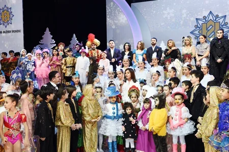 Heydar Aliyev Foundation arranges traditional New Year party for children