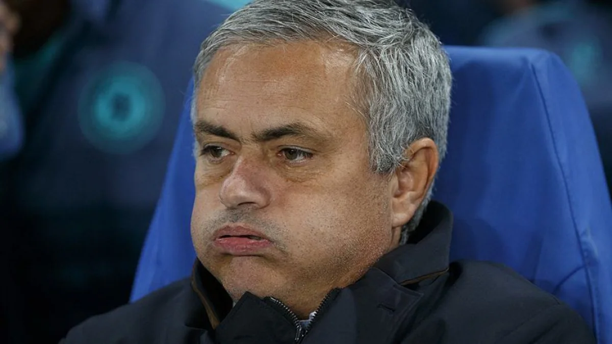 Britaniyanın Baş naziri Mourinyo`nun “Celsi” klubunu tərk etməsini şərh edib