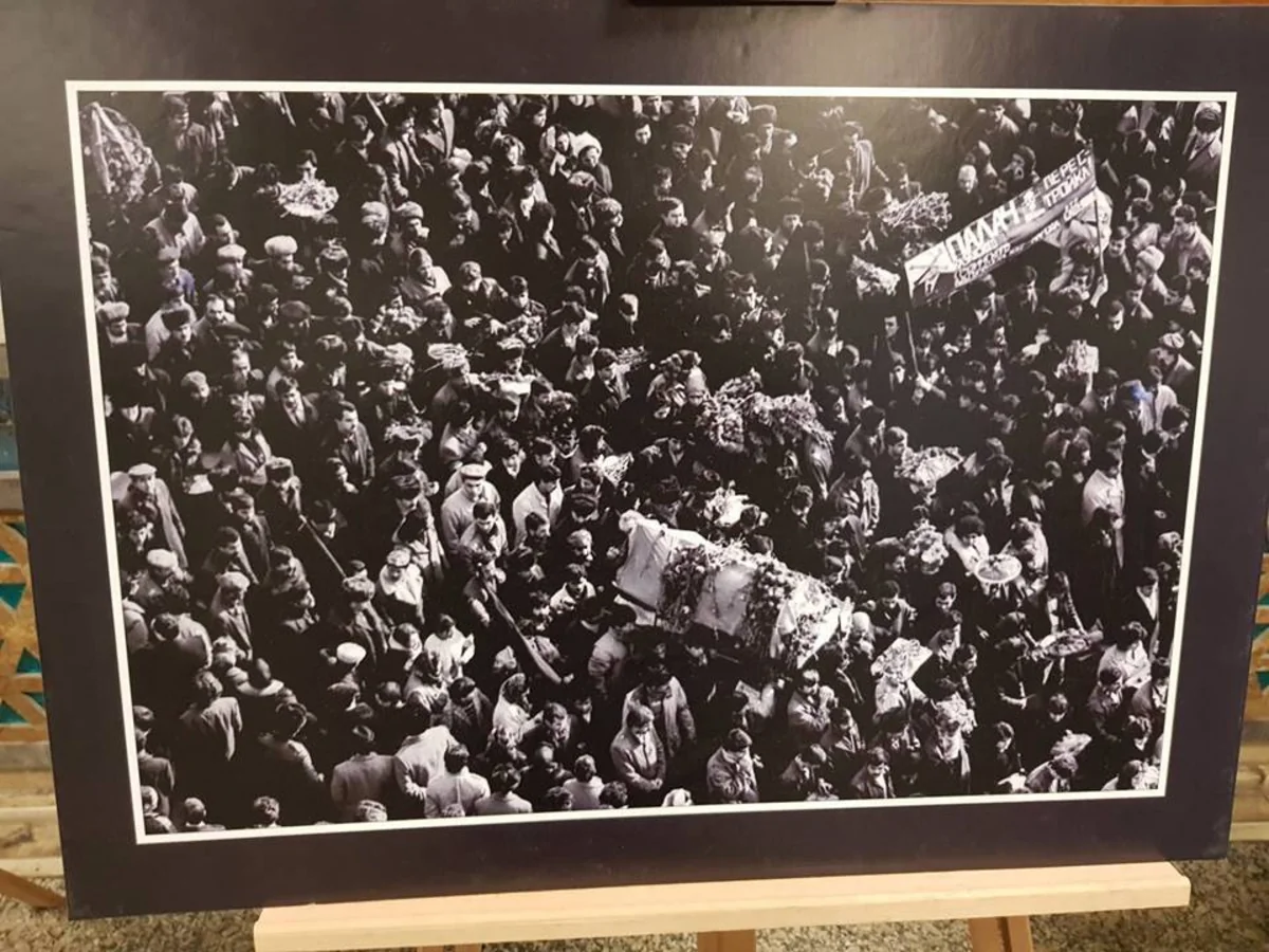 İstanbulda 20 Yanvar şəhidlərinin xatirəsinə həsr edilmiş fotosərgi açılıb