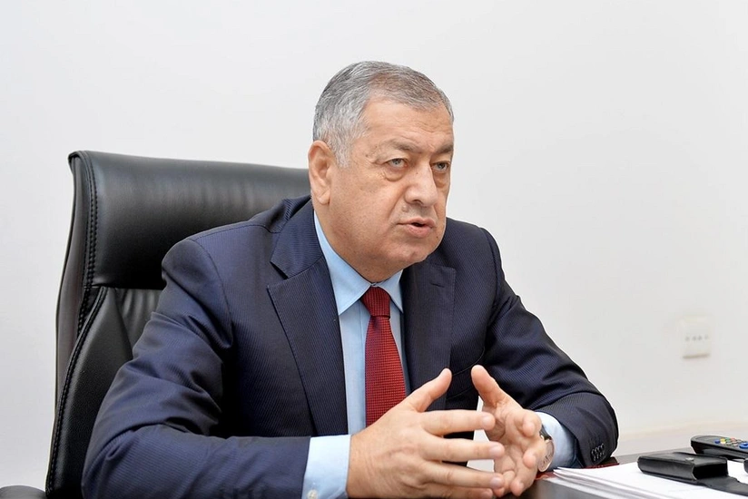 Vahid Əhmədov: Bu qədər daxili borclanmaya getmək olmaz
