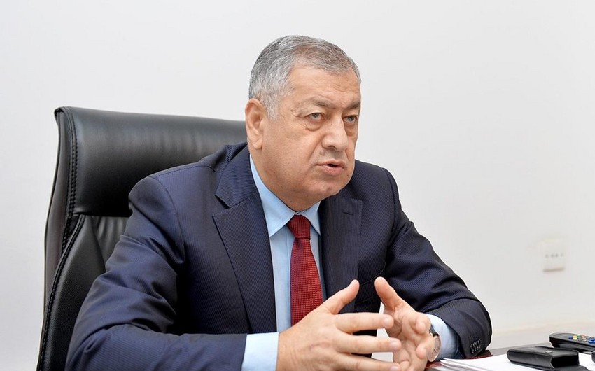 Vahid Əhmədov: Bu qədər daxili borclanmaya getmək olmaz
