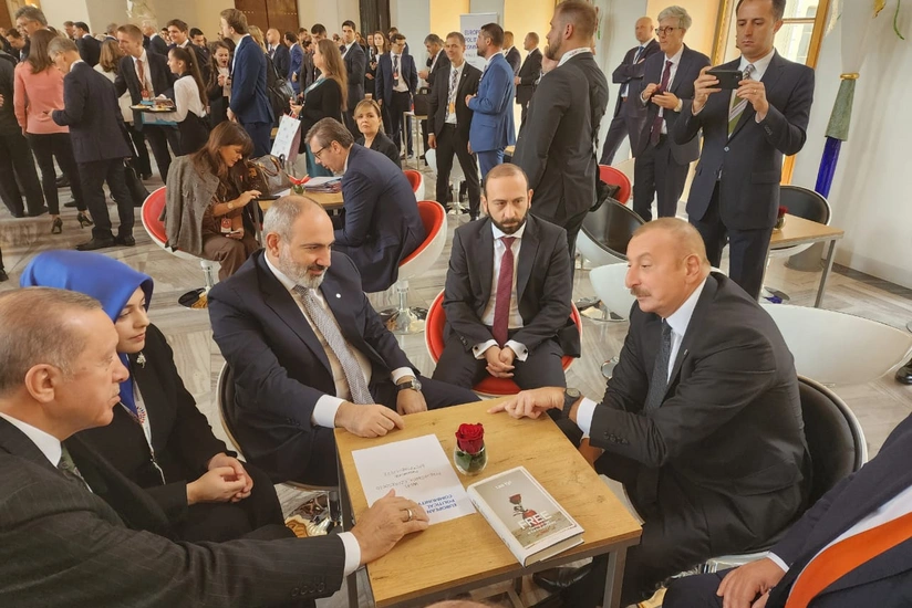 Əliyev, Ərdoğan və Paşinyan Praqada birgə müzakirə aparıblar