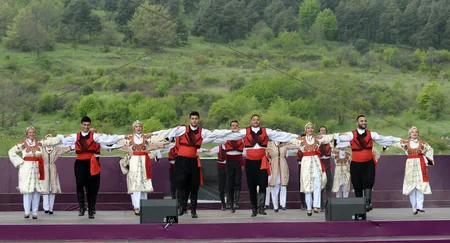 Cıdır düzündə “Xarıbülbül” festivalının açılış konserti olub