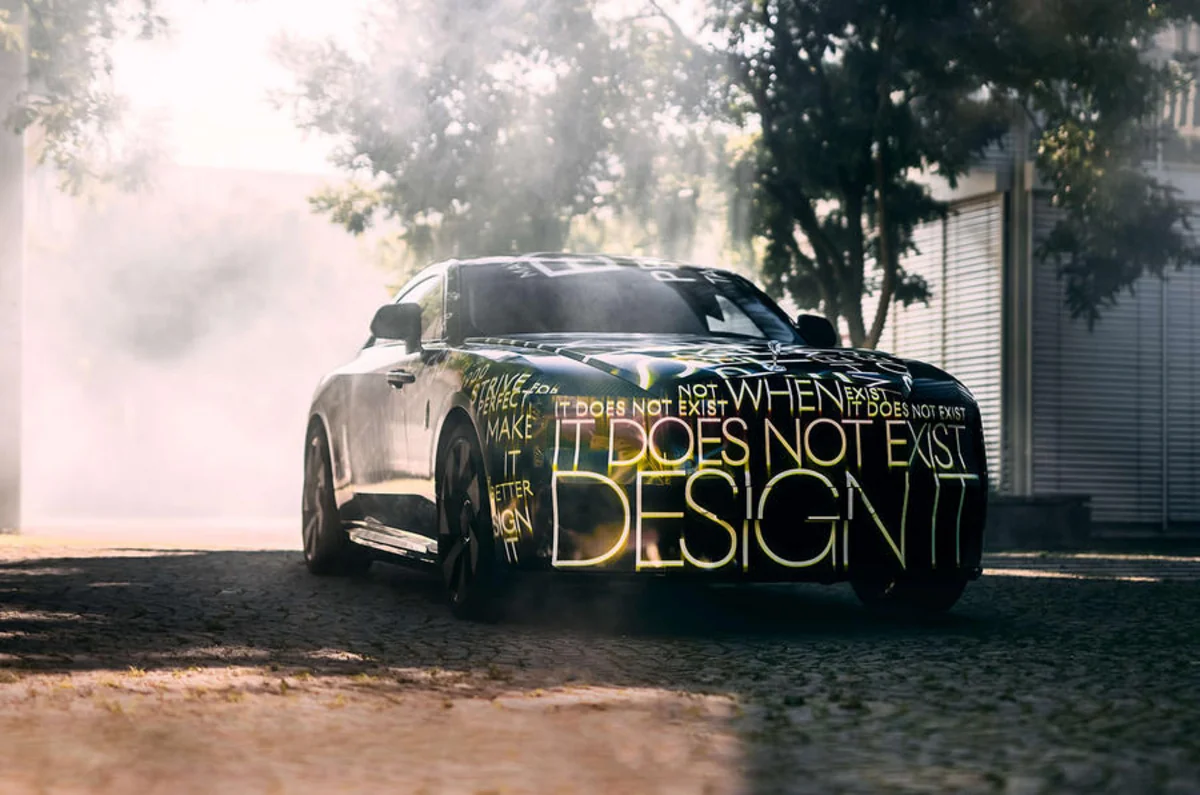 С 2030 года Rolls-Royce будет производить только электромобили