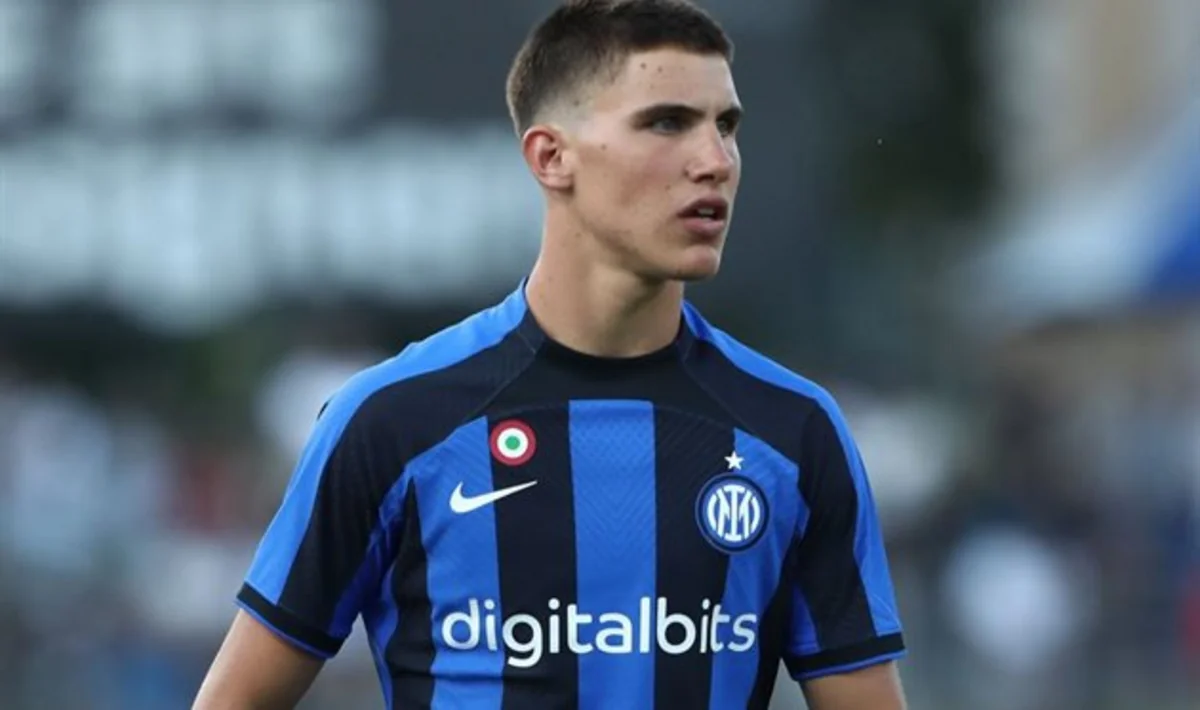 İnterin futbolçusu Çelsiyə keçib