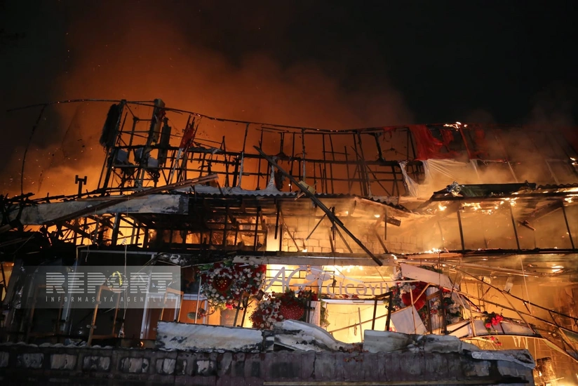 Gül mağazasında baş verən yanğın tam söndürülüb - YENİLƏNİB-3
