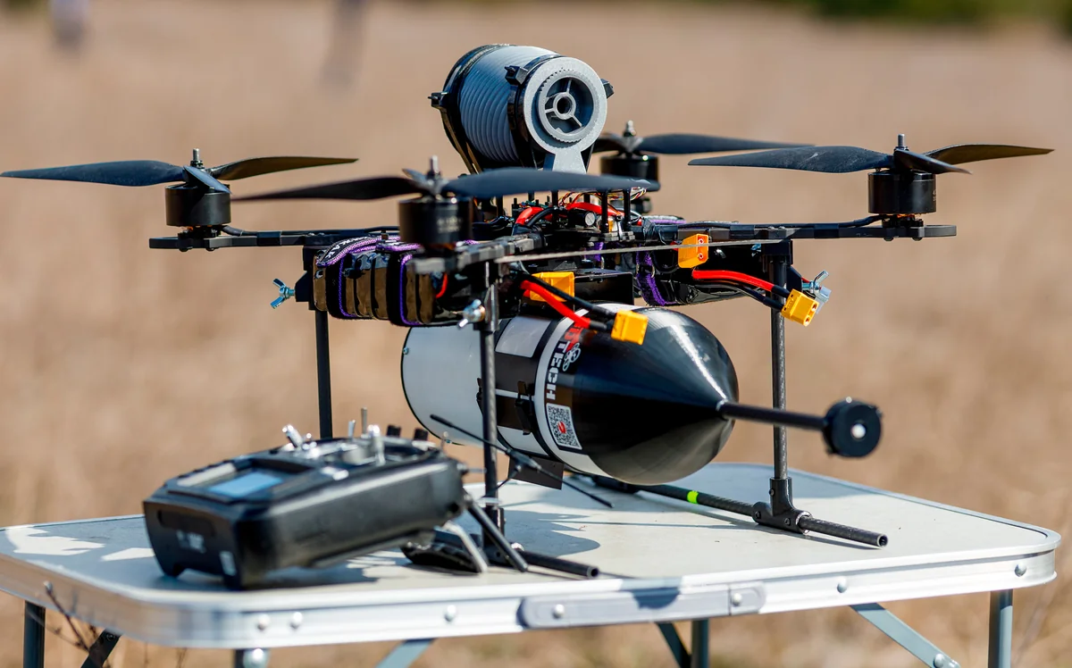 В Украине впервые протестировали FPV-дроны на оптоволокне с дальностью более 20 км