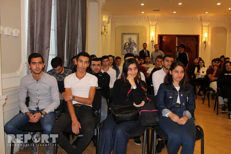 Azərbaycanın Gürcüstandakı səfirliyində tələbələrlə görüş keçirilib - FOTO