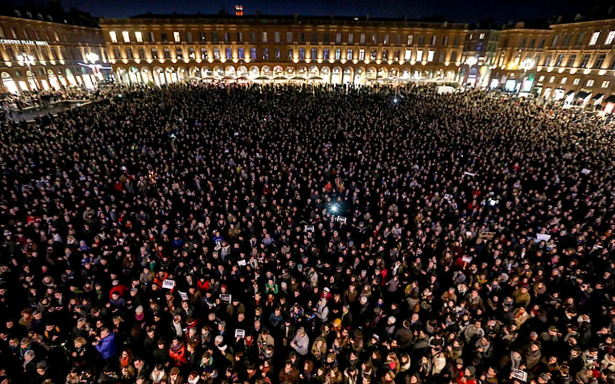 ​Fransadakı Azərbaycan icması və Benilüks Azәrbaycanlıları Konqresi Parisdəki terror aktı ilə bağlı bəyanat yayıb
