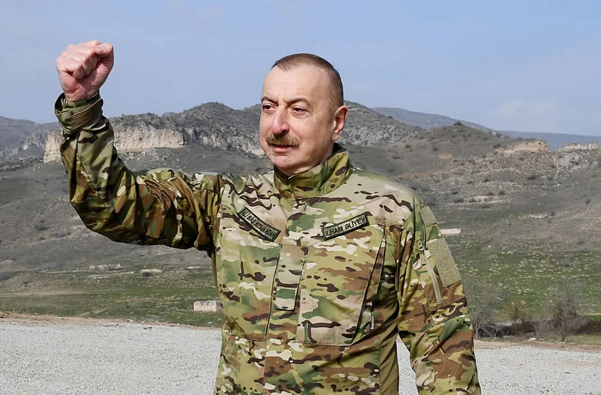 İlham Əliyev: Murov dağından Araz çayına qədər Azərbaycan-Ermənistan sərhədində əlverişli mövqelərdəyik
