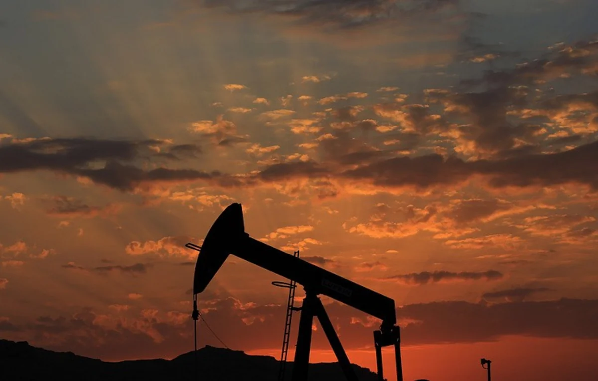 Azərbaycan nefti ucuzlaşıb