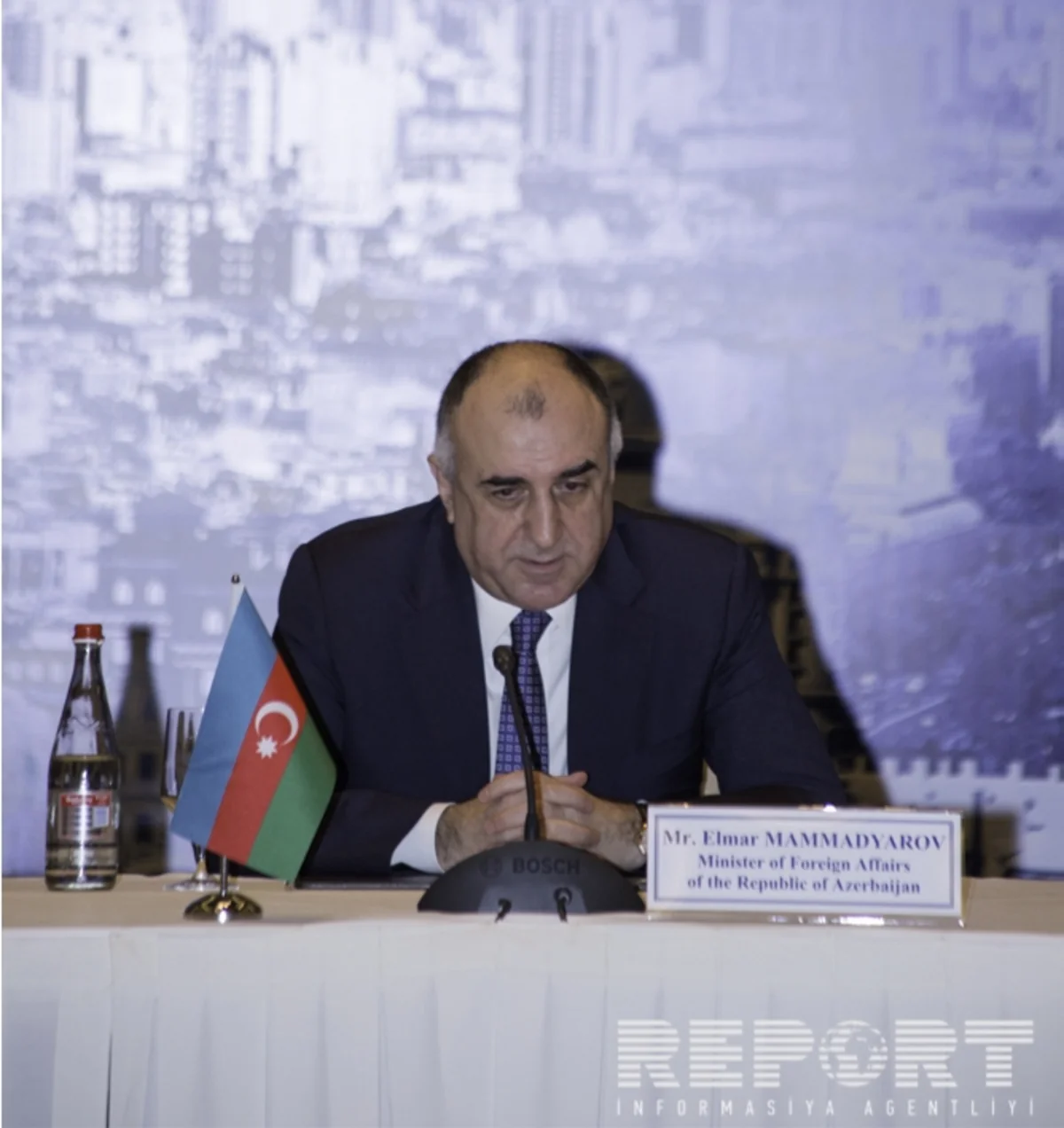 Elmar Məmmədyarov Küveytə gedib