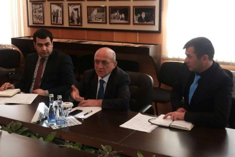 ​Məscidlərin təmiri ilə bağlı Mübariz Qurbanlıya müraciət ünvanlanıb
