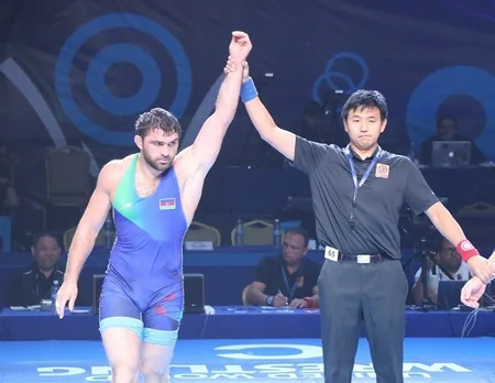 Dünya çempionatı: Bu gün iki güləşçimiz qızıl medal uğrunda yarışacaq