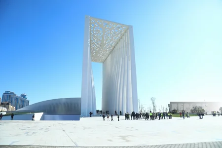 Azərbaycan xalqı Zəfər parkını ziyarət edir - FOTOREPORTAJ