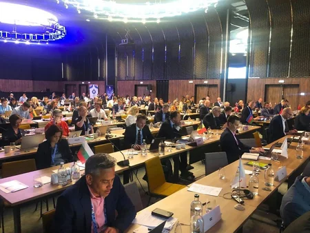 Milli Olimpiya Komitəsinin rəsmiləri EOC-un seminarında iştirak edirlər