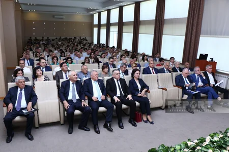 Azad edilmiş ərazilərin ölkə iqtisadiyyatına reinteqrasiyası ilə bağlı  beynəlxalq konfrans keçirilib