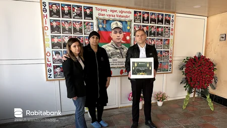 “Rabitəbank” Ramazan bayramı ərəfəsində şəhid ailələrini ziyarət edib