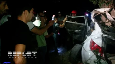 ​Qubada maşın ağaca çırpılıb, 3 nəfər ölüb - YENİLƏNİB - FOTO - VİDEO
