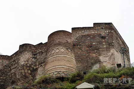 Qədim Tiflisin Narın Qalası - FOTOREPORTAJ