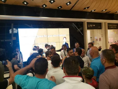 Avropa Oyunlarında Azərbaycanı təmsil edən karateçilər və akrobatlar Vətənə qayıdıblar - FOTO