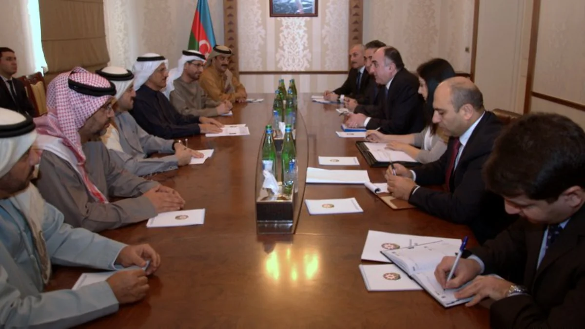 Azərbaycanla BƏƏ arasında birgə investisiya layihələri sahəsində əməkdaşlıq məsələləri müzakirə edilib