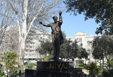 Prezident İlham Əliyev maestro Niyazinin Bakıda abidəsinin açılış mərasimində iştirak edib - YENİLƏNİB