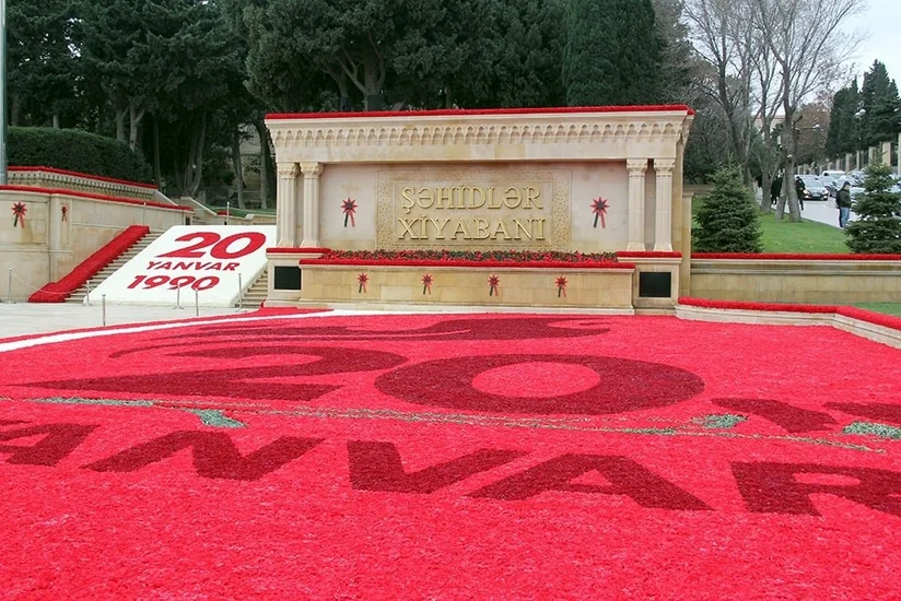 Личный состав министерства обороны посетил Аллею Шехидов