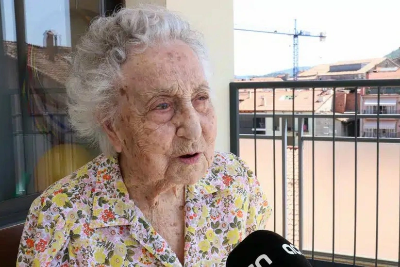 Умерла старейшая долгожительница в мире